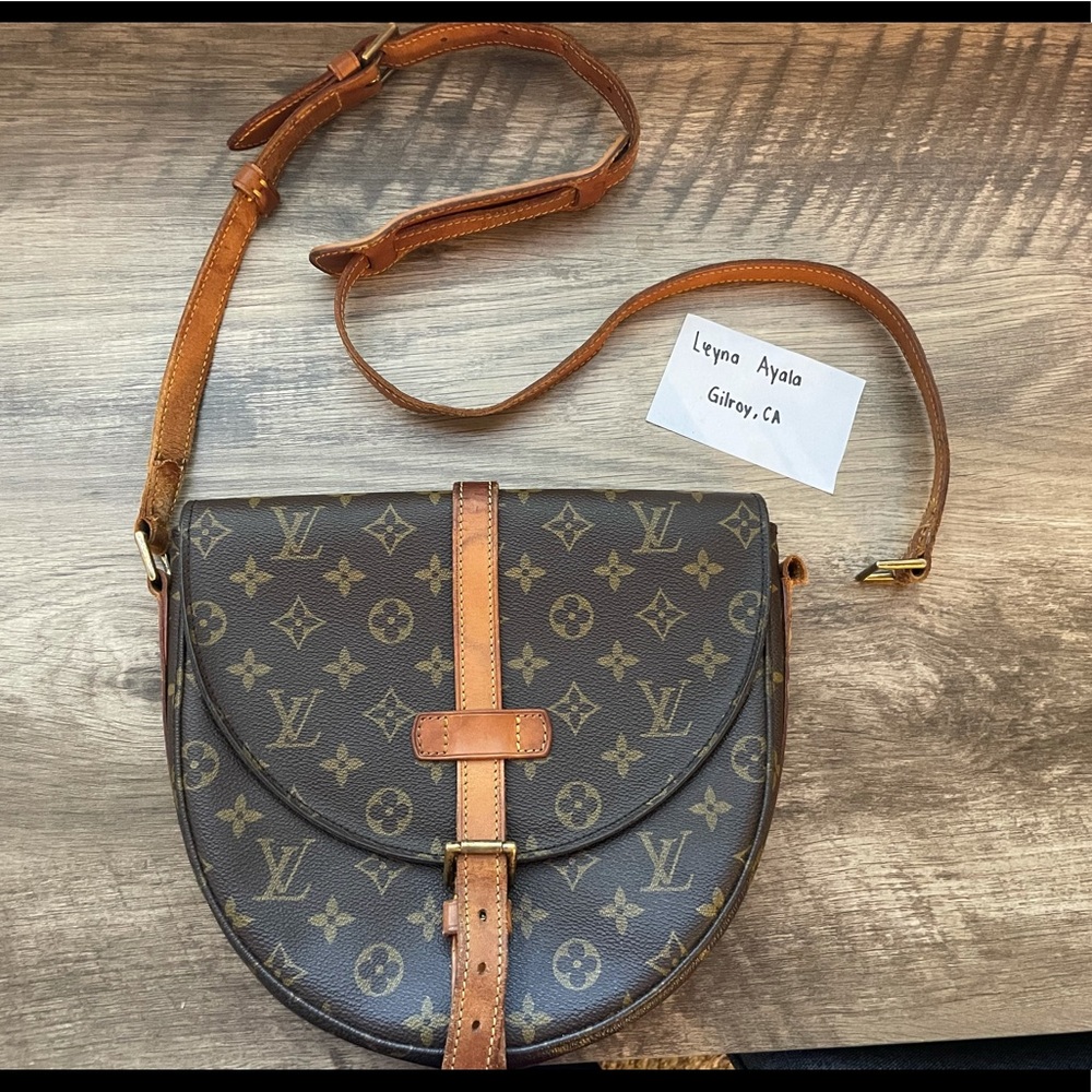 Louis Vuitton Chantilly GM CrossBody